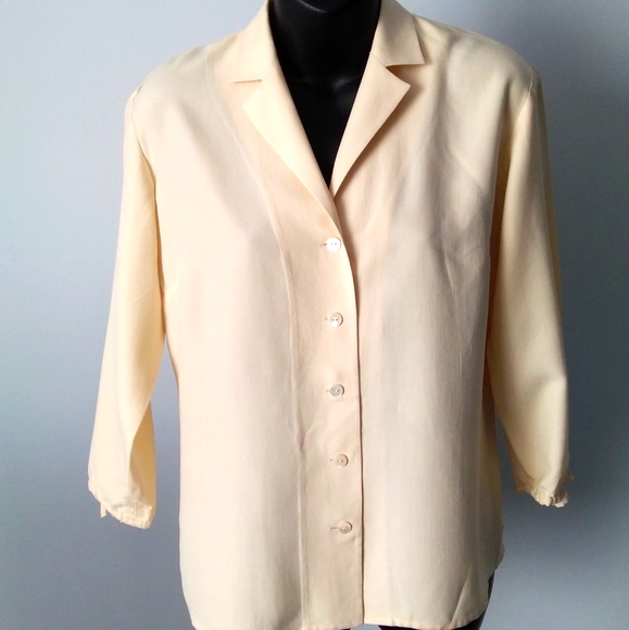 ☀️HP☀️ LIZ CLAIBORNE 💯% Silk Blouse - Picture 1 of 10
